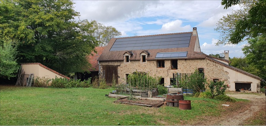 A large former farmhouse in an idyllic rural spot, renovated with ecological concerns in mind 