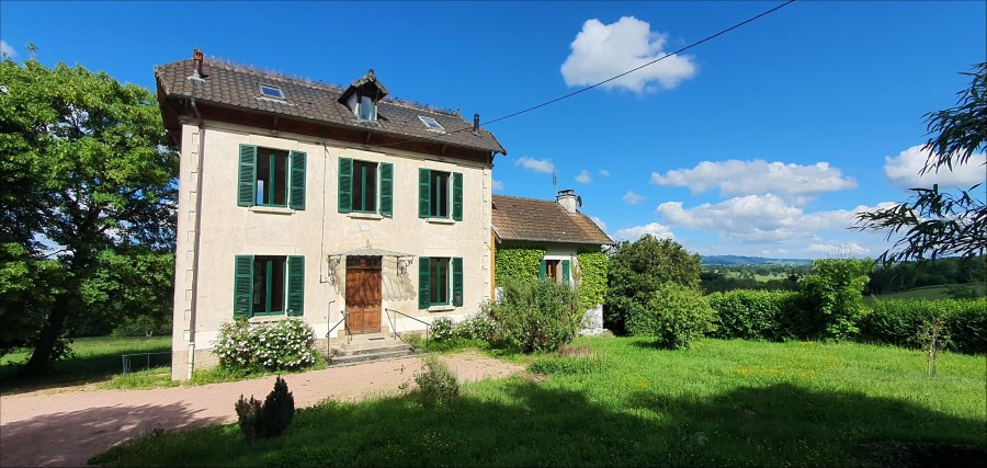 Ancienne Villa de style 1900 dans un agréable environnement