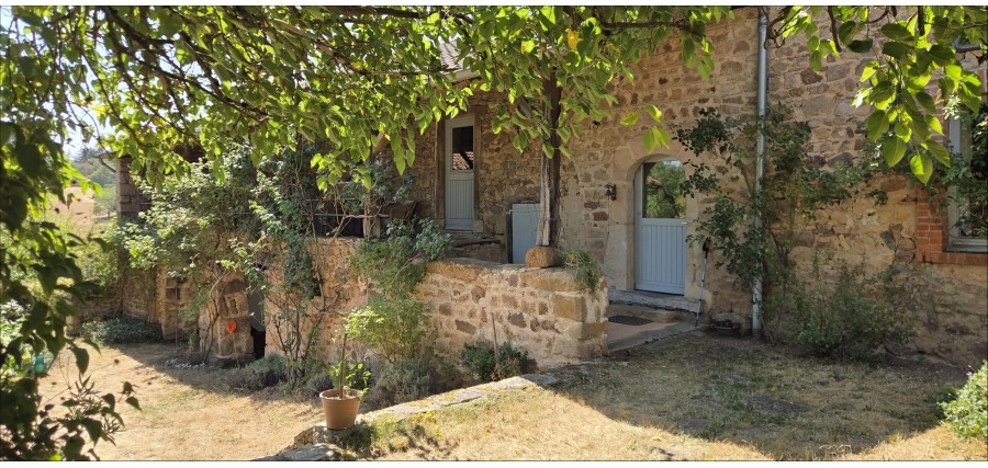 Le charme puissant d’une vielle et remarquable maison de campagne